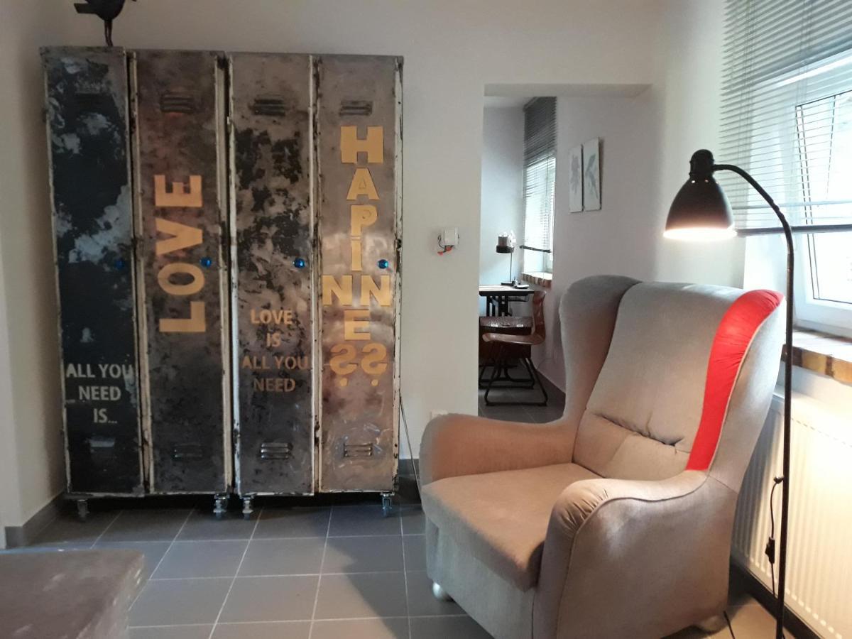 Dom Sztuk - House Of Arts Apartman Międzyrzecz Kültér fotó