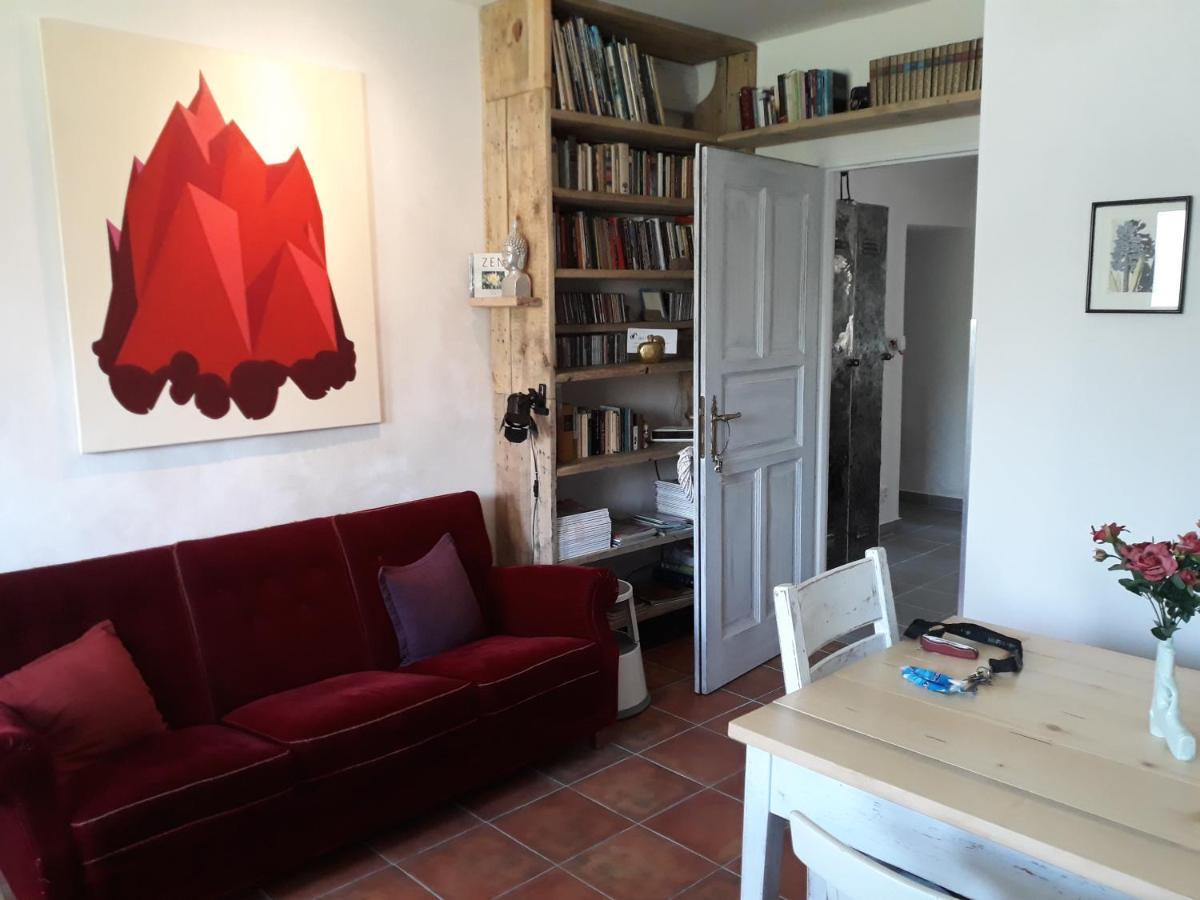 Dom Sztuk - House Of Arts Apartman Międzyrzecz Kültér fotó